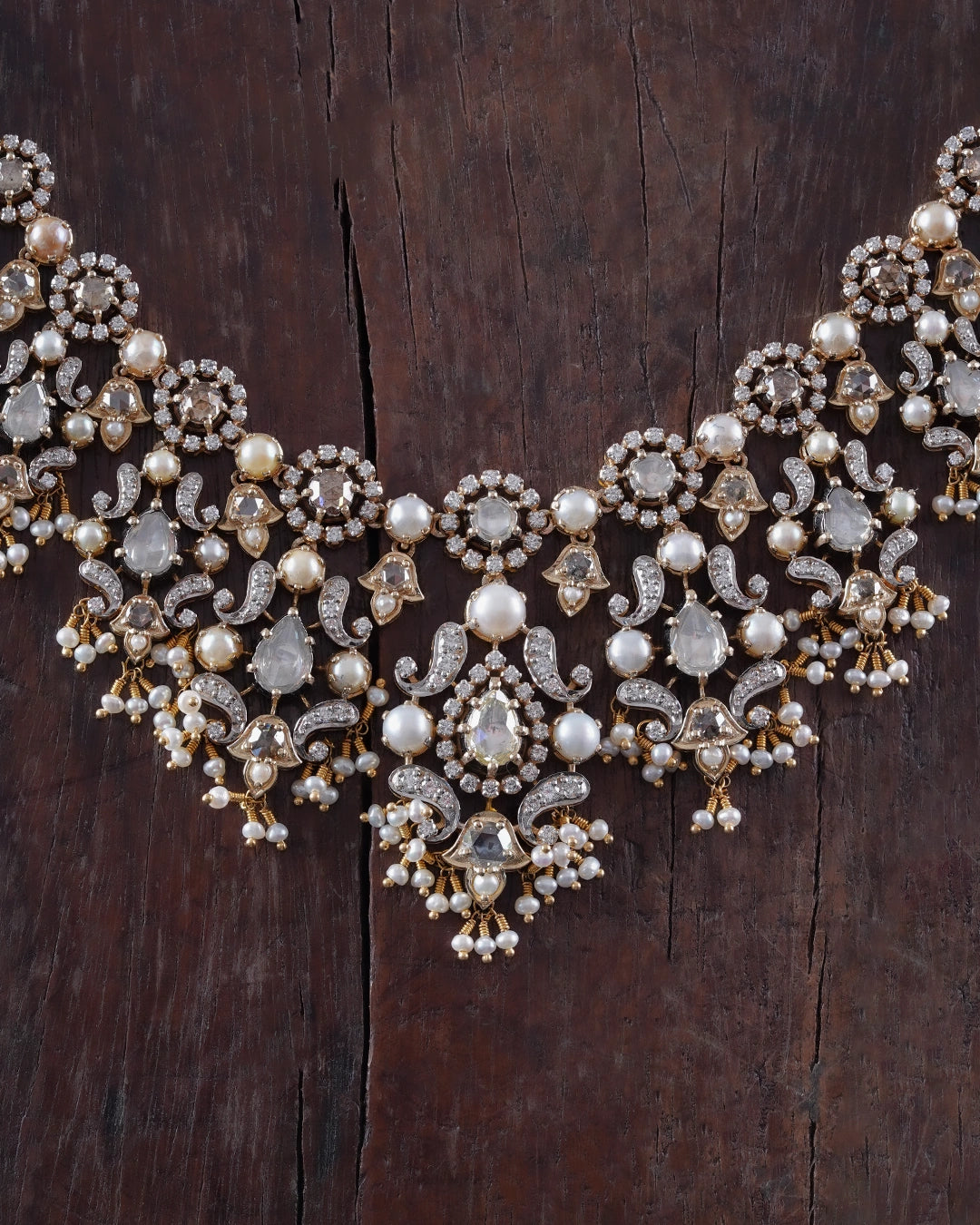 Saanjh diamond and pearl necklace with rose cut diamonds