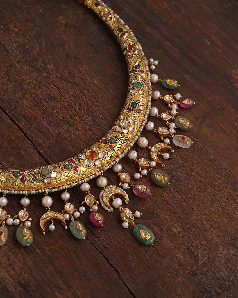 Devi Hasli Necklace
