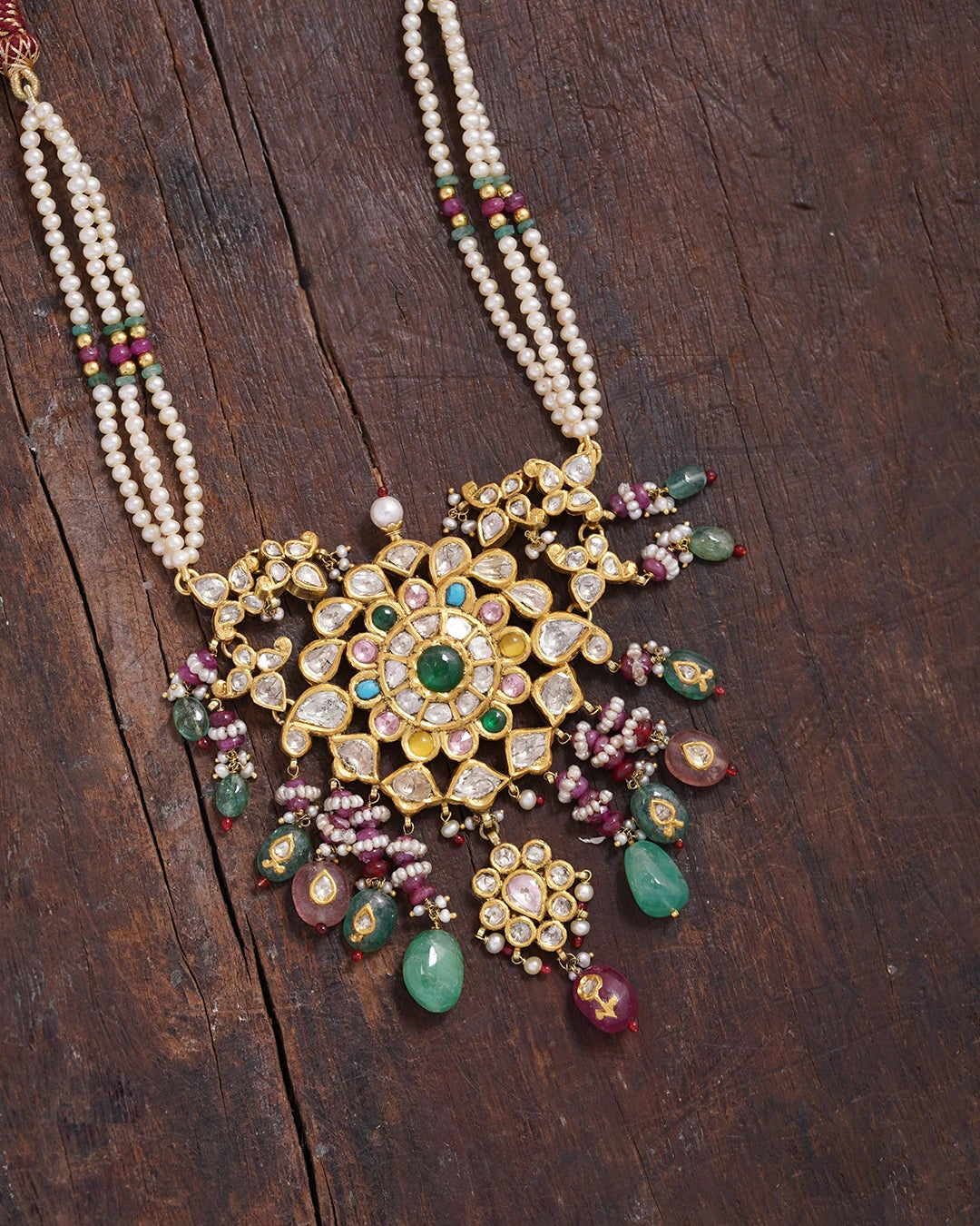 polki and gold pendant necklace