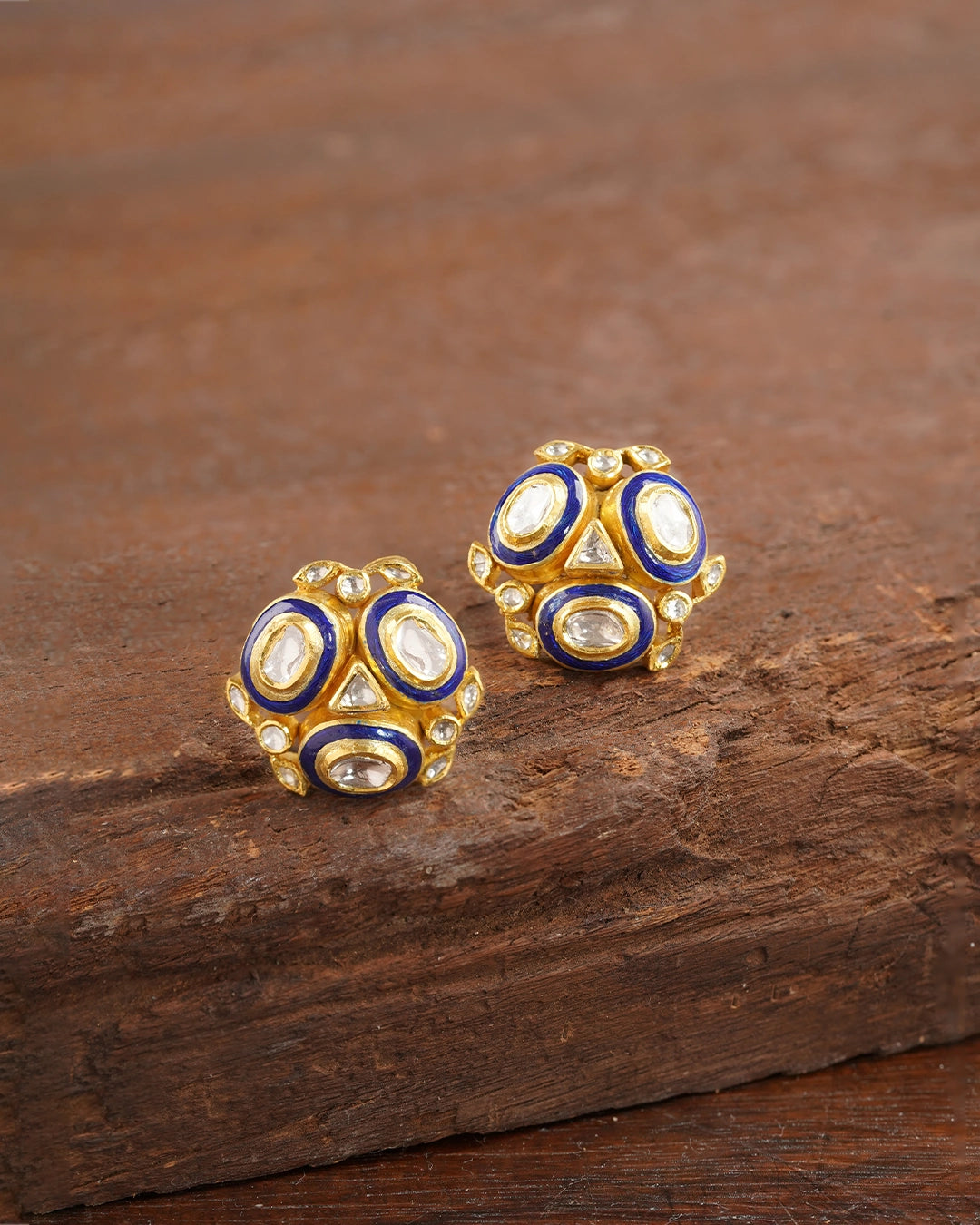 Vaayu Ear Studs